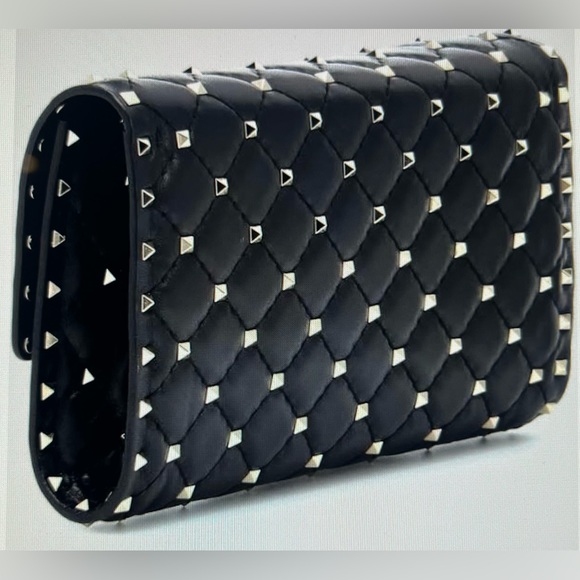 VALENTINO GARAVANI Rockstud Spike Quilted Calf Leather Shoulder Bag Black AUTH - Picture 2 of 13